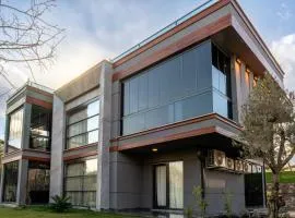 Andalus Villas NO ALCOHOL ALLOWED with Heated Pool