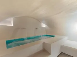 Design apartment with private pool in Campo dei Fiori