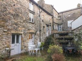 Courtyard Cottage, hotel in Kirkby Lonsdale