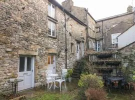 Courtyard Cottage