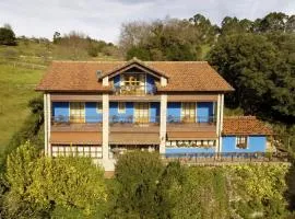 Apartamentos Rurales El Corberu