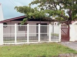 Casa em Shangri-lá perto da praia para até 10 pessoas