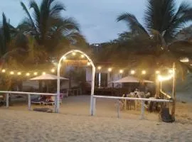 Hospedaje "Las Brisas de Zorritos"
