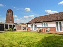 Mill House Bungalow, hotel in Potter Heigham