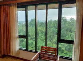 Evergreen Hill Resort, hotel na may parking sa Ban Ku Phadu