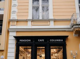 Pension COLUMBIA inkl. Frühstück im Zentraum: Bad Gleichenberg şehrinde bir Oda ve Kahvaltı