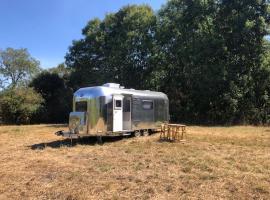 Hall Farm Hideaway, glamping site in Kings Lynn