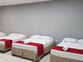 Hotel El Dorado, ξενοδοχείο κοντά στο Διεθνές Αεροδρόμιο Golosón  - LCE, Λα Σέιμπα