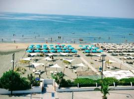 Baron Beach Hotel, hotel en Scauri