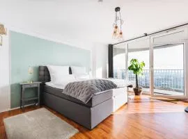 GREAT CITY VIEW I 26 FLOOR I NETFLIX and BOXSPRINGBED