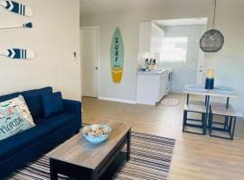 Luxury House with delightful beach Style!, holiday home in Dania Beach