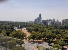 Apartamento Av kennedy y Cerviño a metros embajada EEUU, ξενοδοχείο στο Μπουένος Άιρες