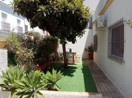 Casa tranquila , muy bien ubicada, hotel en Chiclana de la Frontera