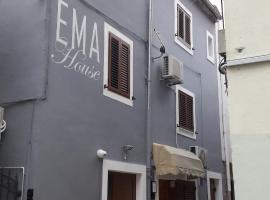 EMA HOUSE, accommodation in Zadar
