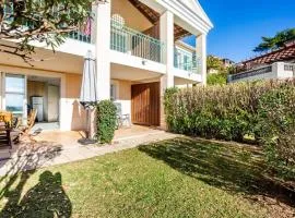 Cozy Apartment in Agay with Stunning Views