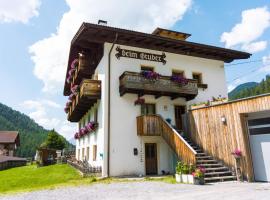 Beim Gruber, hotel v destinaci Melago