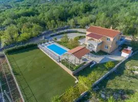 Villa Green Oasis
