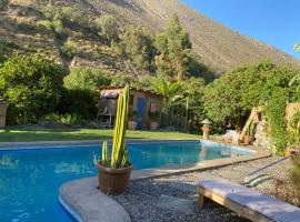 Casa Amatista Travels, holiday rental in Vicuña