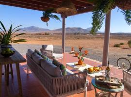 Tranquila casa rural en el centro de Fuerteventura, hotel in Valles de Ortega
