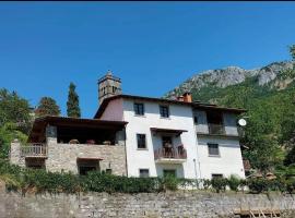 Agriturismo dal nonno Merico, hotel v destinaci Corfino