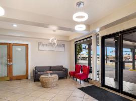 Spanish Trails Inn - Laredo Hotel, hotelli kohteessa Laredo