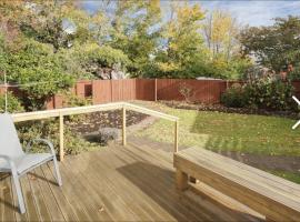 Stump Cottage, acomodação com cozinha em Christchurch