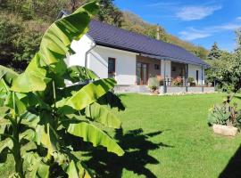 Katáng Vendégház: Tardosbánya şehrinde bir otel