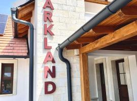 Barkland Apartman, hotell i Tarcal