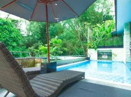 Villa Dewata with Chill Spot Private Pool and Karaoke