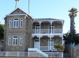 Twin Palms Accommodations, casa de hóspedes em Mossel Bay