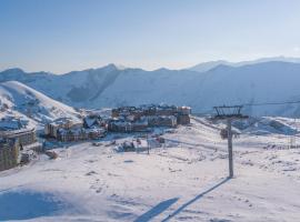 Hostel Gudauri Adventure, farfuglaheimili í Gudauri