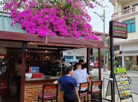 Soben Cafe Guesthouse & Restaurant, hotel en Siem Reap