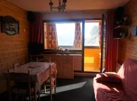 Studio cabine 24 m², 4 pers, près télésiège - FR-1-636-95