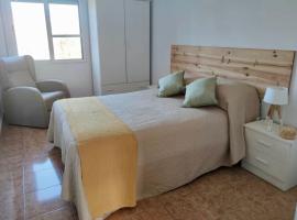 Apartamento céntrico con vistas, alquiler vacacional en la playa en Melilla