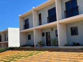 2 BR Gated Community Secured Home, nhà nghỉ dưỡng gần biển ở Discovery Bay