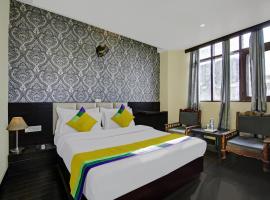 Itsy By Treebo - Crystal Palace With Valley View, hotel near The Mall Road, Shimla