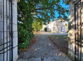 Domaine de Belisle, hotell med parkeringsplass i Magnac-sur-Touvre