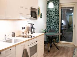 New studio apartment with free parking, hotel in Kuopio