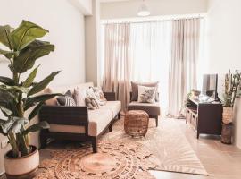 Modern Tropical Luxe Apartment - Ilig-Iligan Beach, beach rental sa Boracay