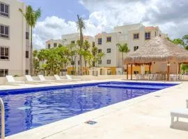 Cozy Tulum Oasis: 2-Bedroom w/ Pool