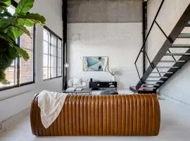 New York Converted Warehouse Apartment in Richmond