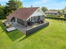 Nice Home In Hemmet With Sauna, 3 Bedrooms And Wifi