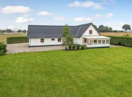 6 Bedroom Gorgeous Home In Kværndrup