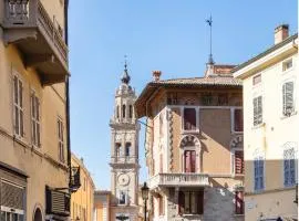 HOUSE Cavour 24 In the heart of Downtown Parma