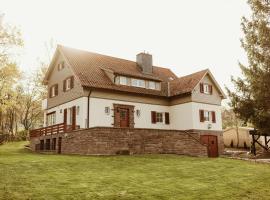 Waldchalet Am Steinberg, hotel v destinaci Wernigerode