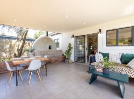 No 1 Dicks Street Apartment, hotel v destinaci Howick