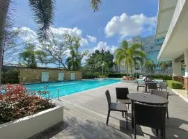 2BR condo within the city! w/ Pool, WIFI & Netflix