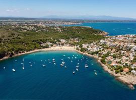 wecamp Cala Montgó, Campingplatz in L' Escala