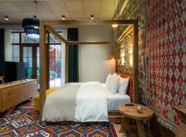Khedi Hotel by Ginza Project: Tiflis'te bir otel