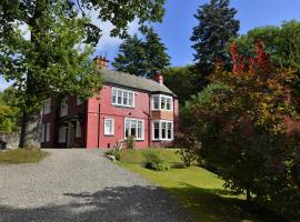 Torrdarach House Bed & Breakfast, hotel in Pitlochry